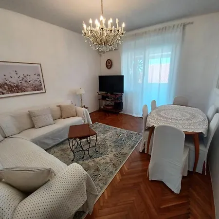 Apartman By The Sea Crikvenica